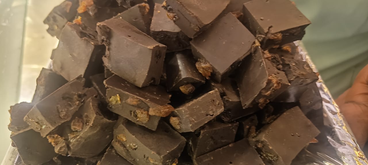 Dark Raisin Chocolate